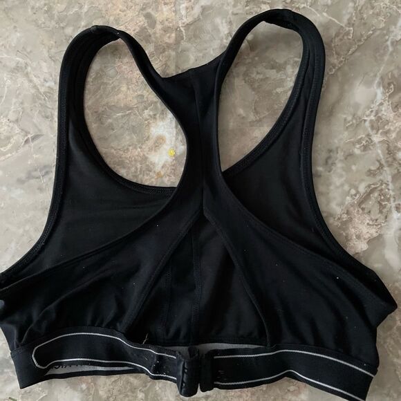 Calvin Klein black workout top, great condition, size S/P - Picture 3 of 4